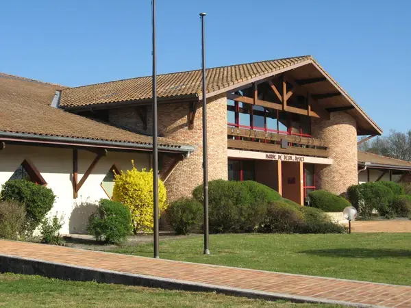 Isolation Par l’Extérieur Isolation par l'extérieur Belin-Béliet